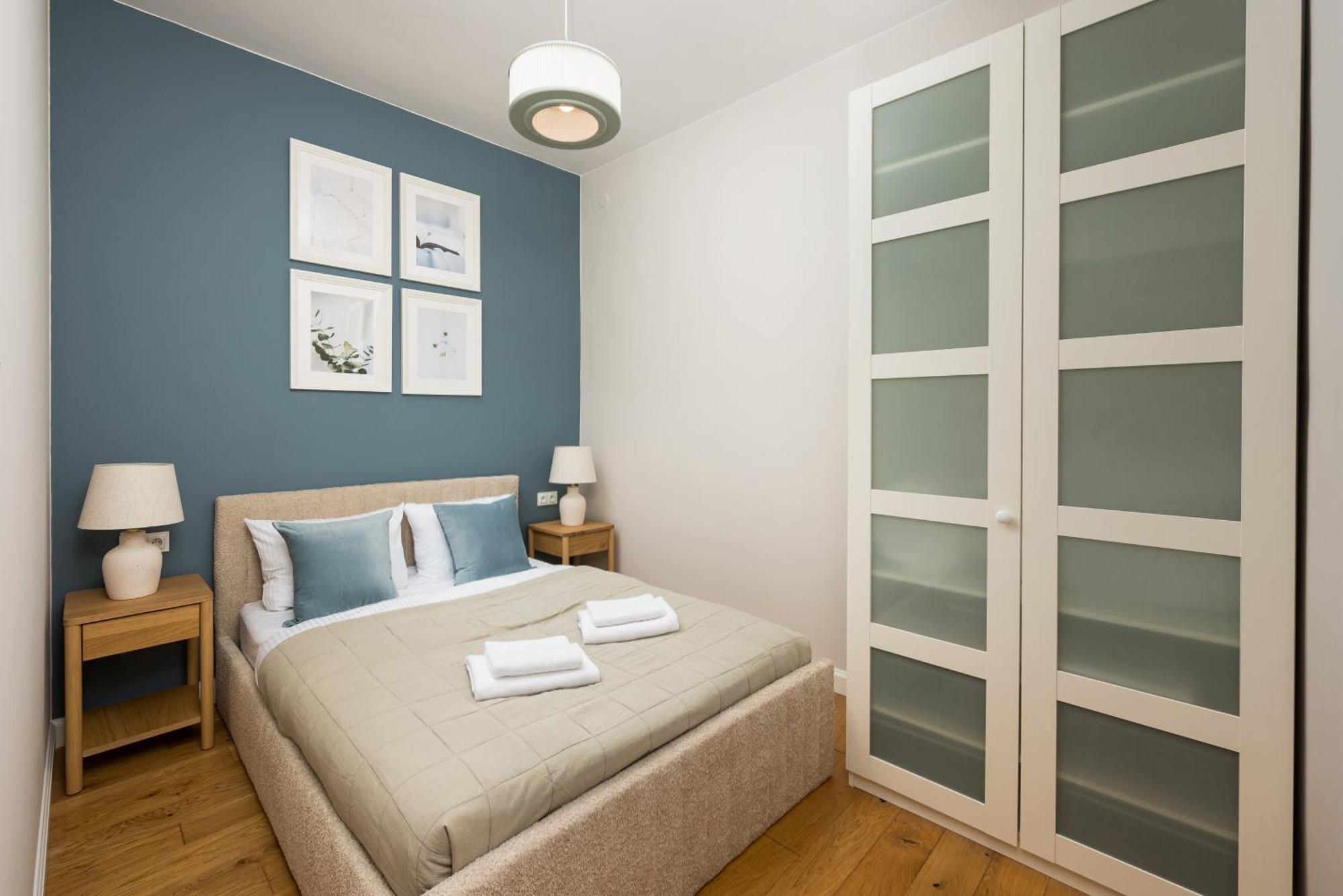 Wola Ratusz Homely Apartment Varsavia Esterno foto